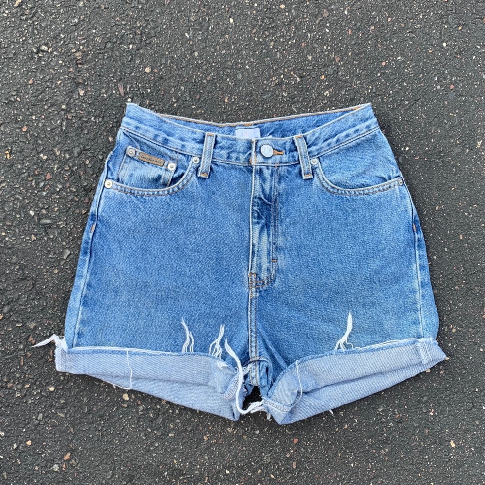 Calvin Klein Vintage 5 Pocket Women’s Mom Shorts